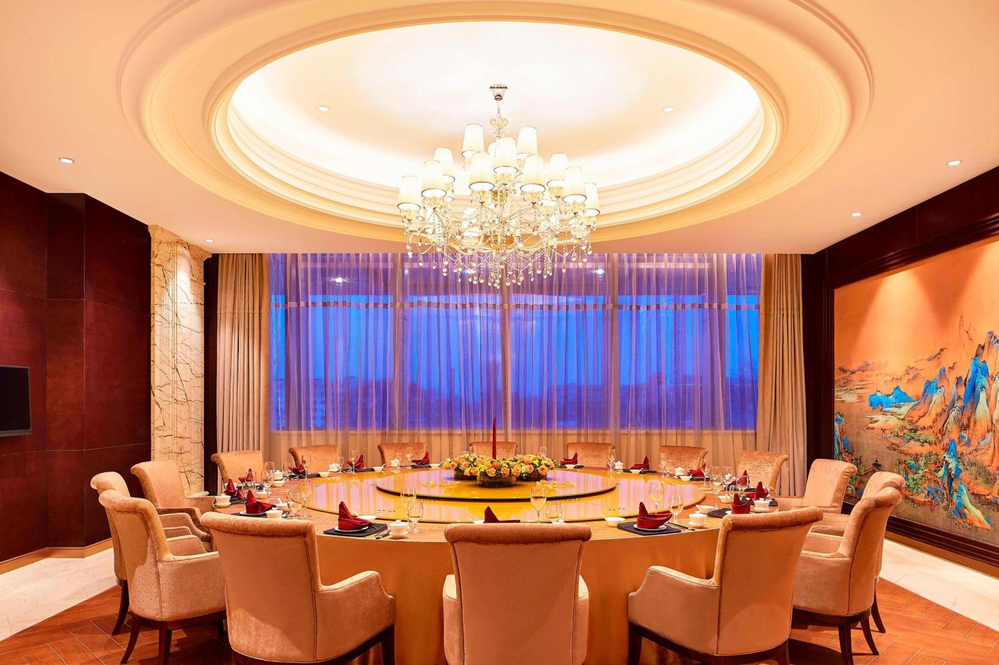 Sheraton Harbin Xiangfang Hotel Exterior photo